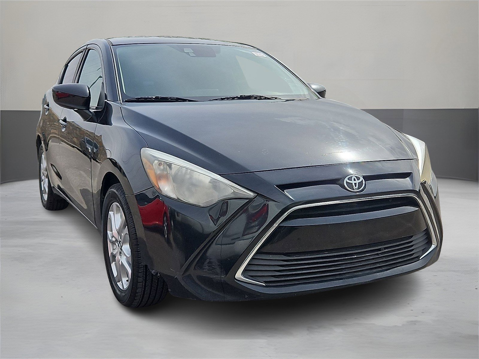 2017 Toyota Yaris iA AT's photo