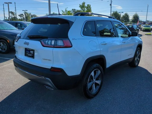 Used 2022 White Jeep Limited image 5