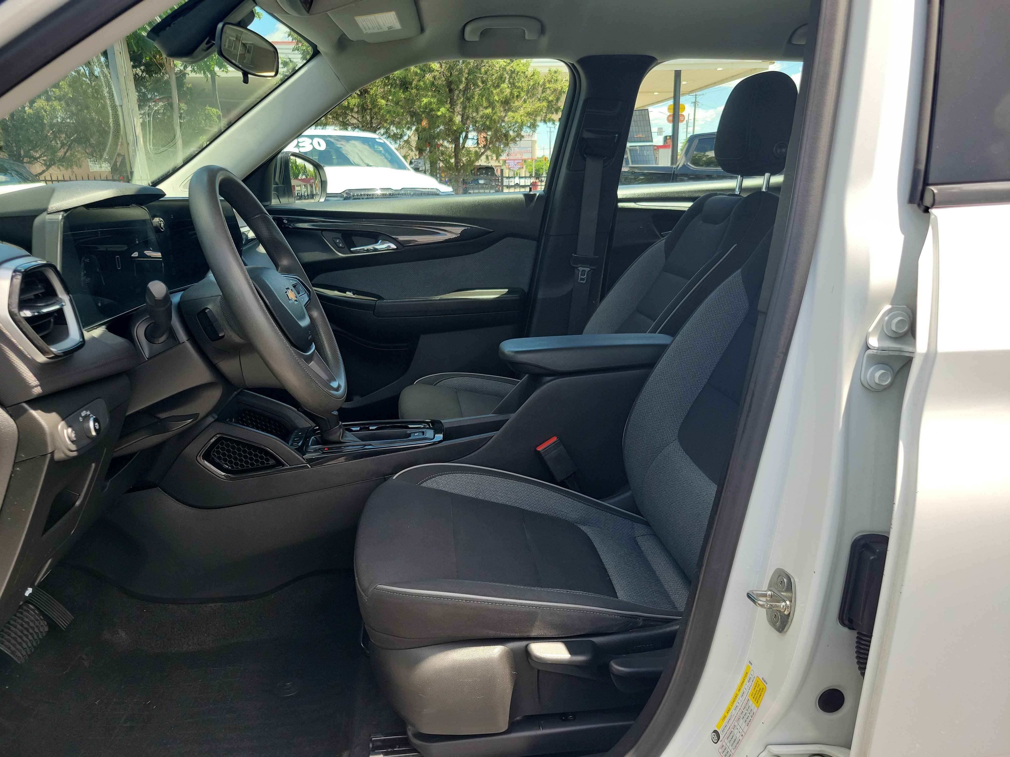 Used 2024 Summit White Chevrolet LS image 15