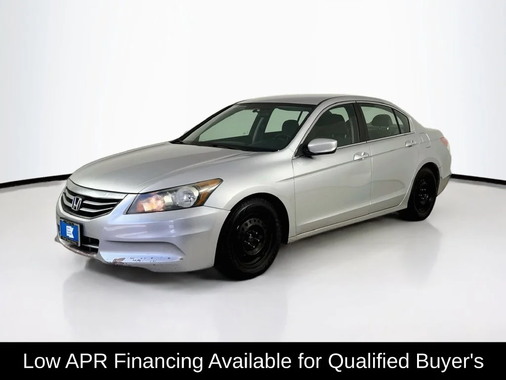 Used 2012 Alabaster Silver Metallic Honda LX image 3