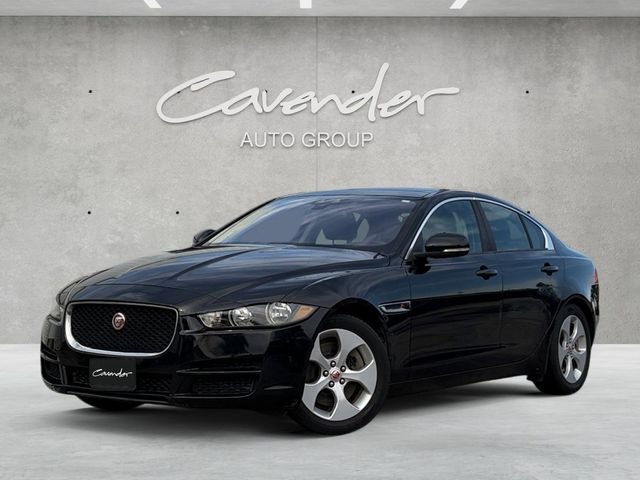 2017 Jaguar XE 25t's photo