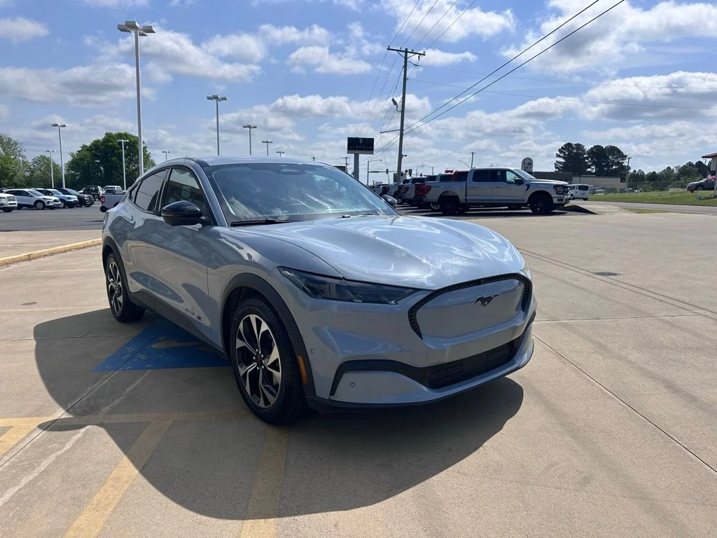 New 2024 Glacier Gray Metallic Tri-Coat Ford Select image 6