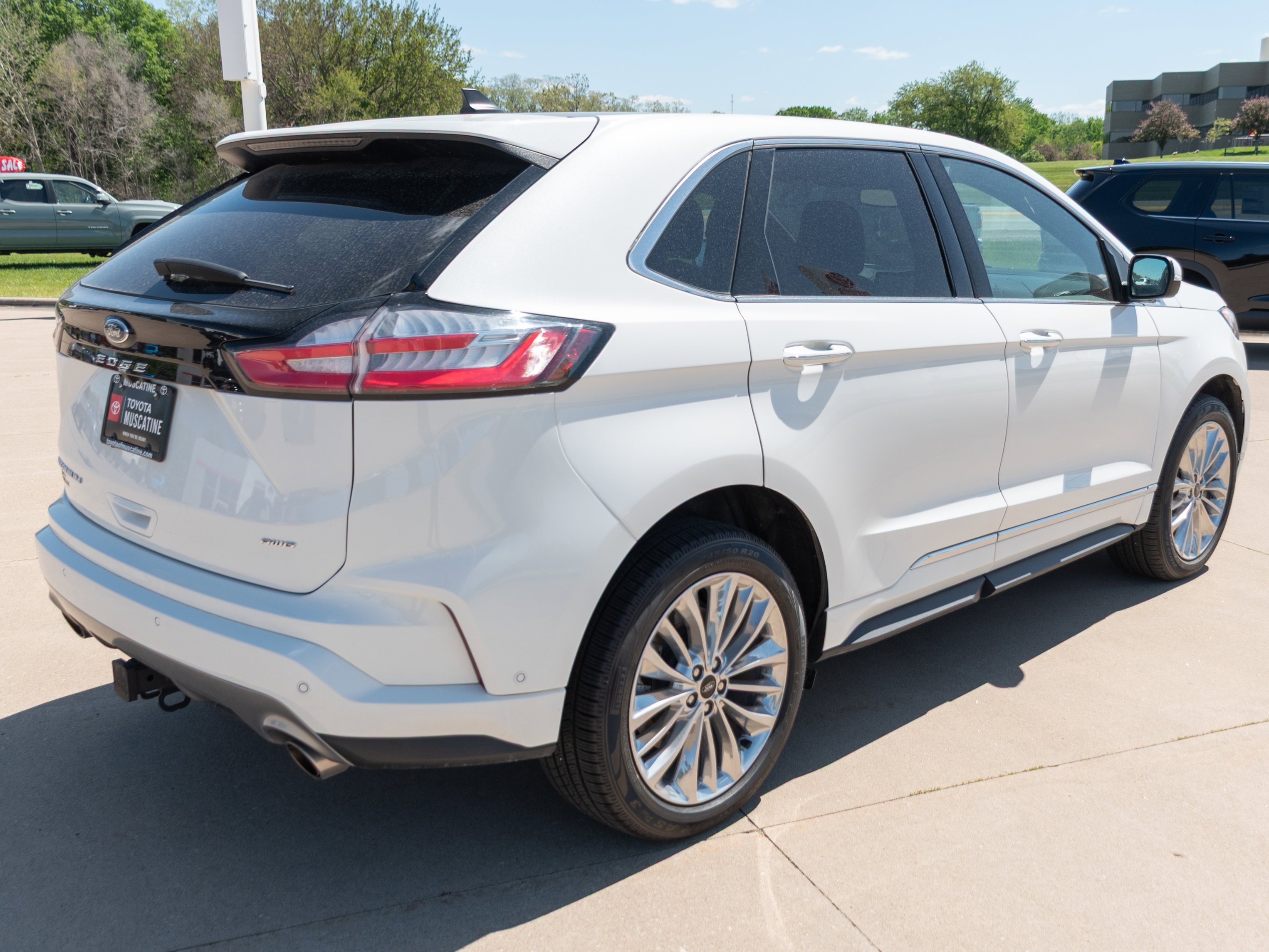Used 2024 White Ford Titanium image 20