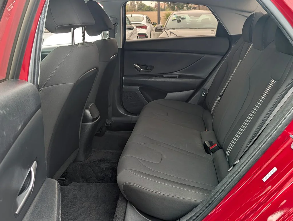 Used 2023 Red Hyundai SEL image 11