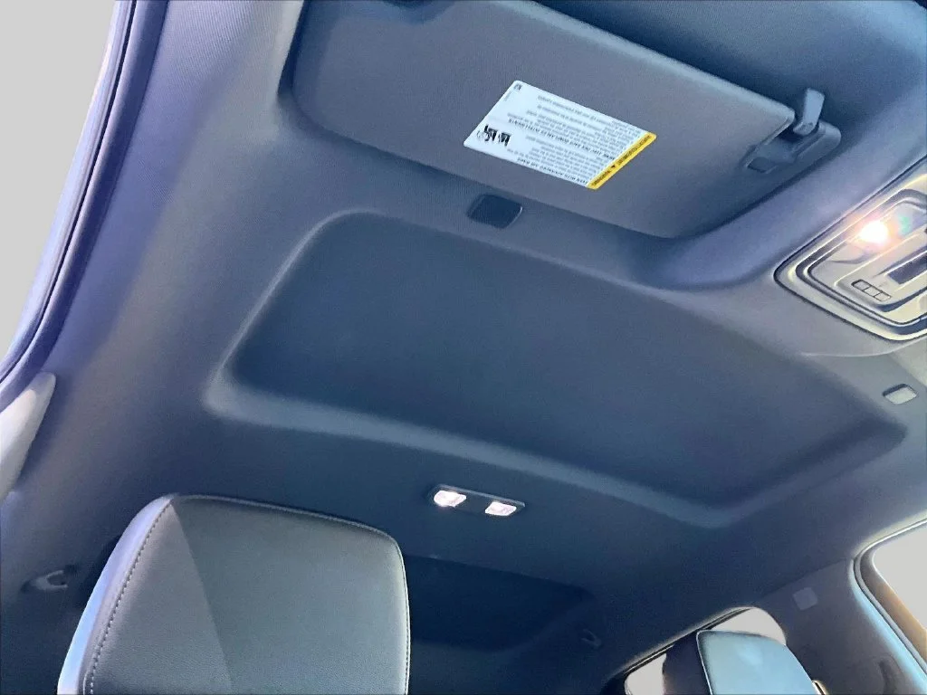 Used 2019 Silver Ice Metallic Chevrolet LT image 22