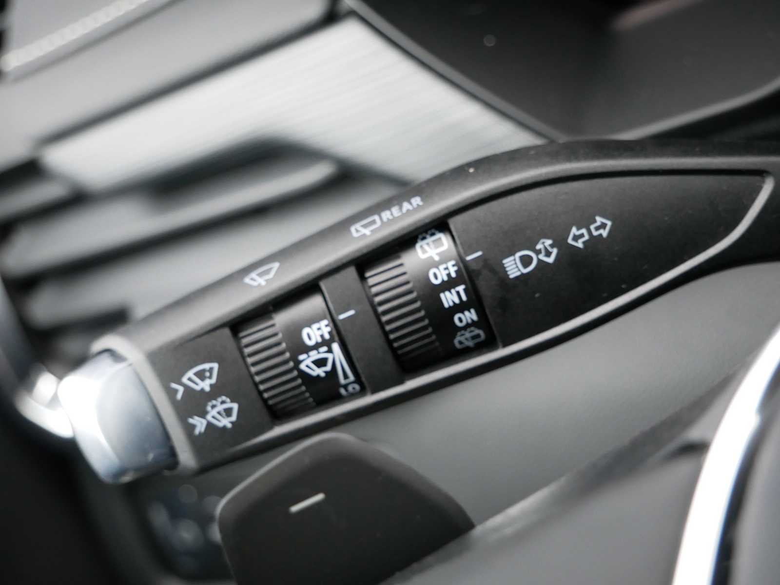 2026 GMC Acadia Elevation - Photo 26