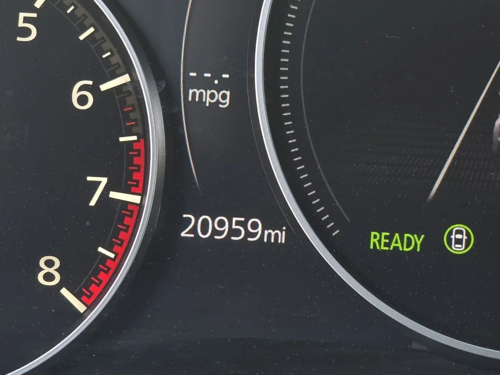Used 2025 Silver Mazda 3.3 Turbo Preferred image 20