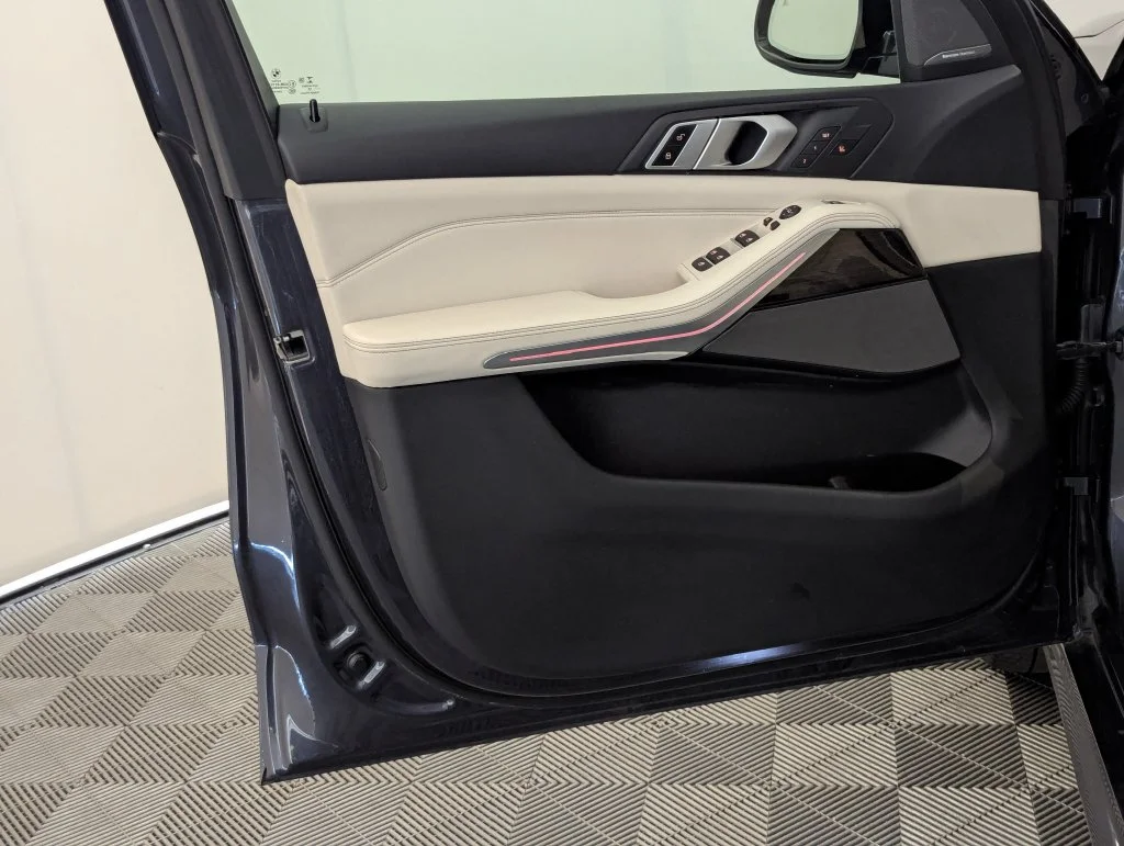 Certified Used 2019 Gray BMW xDrive40i image 56
