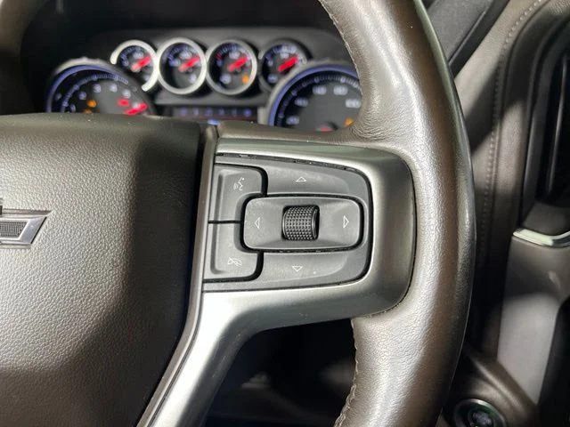 Used 2021 White Chevrolet RST image 18