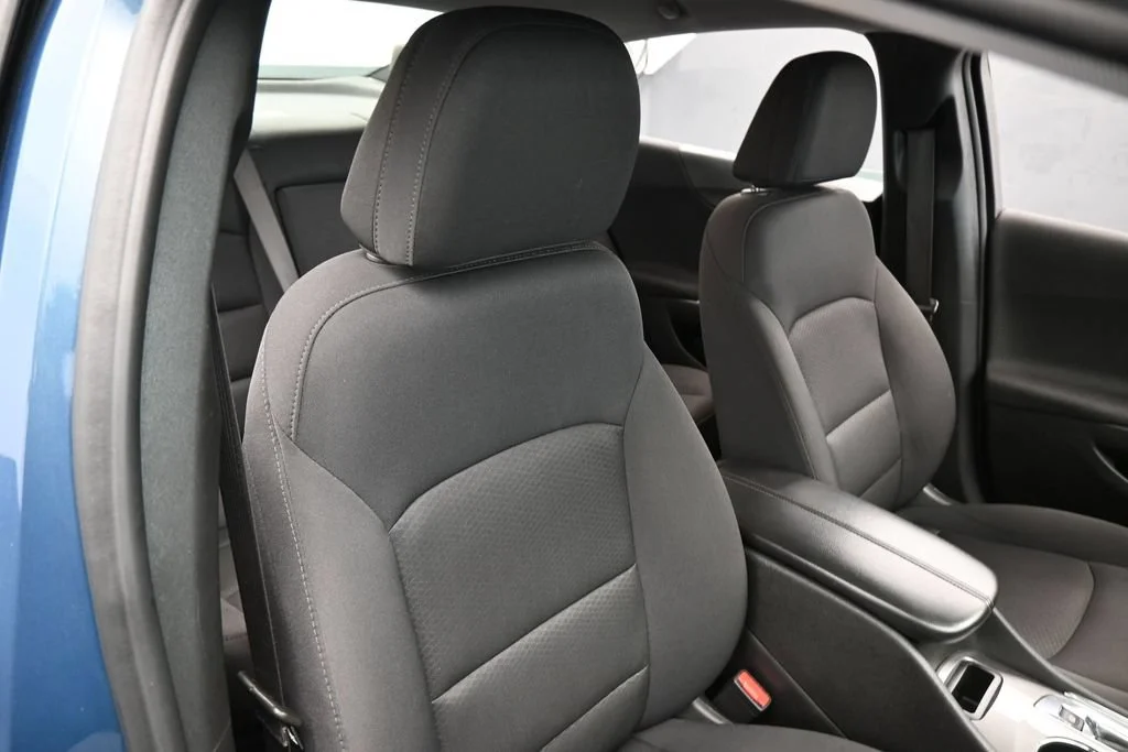 Used 2024 Lakeshore Blue Metallic Chevrolet LT image 36