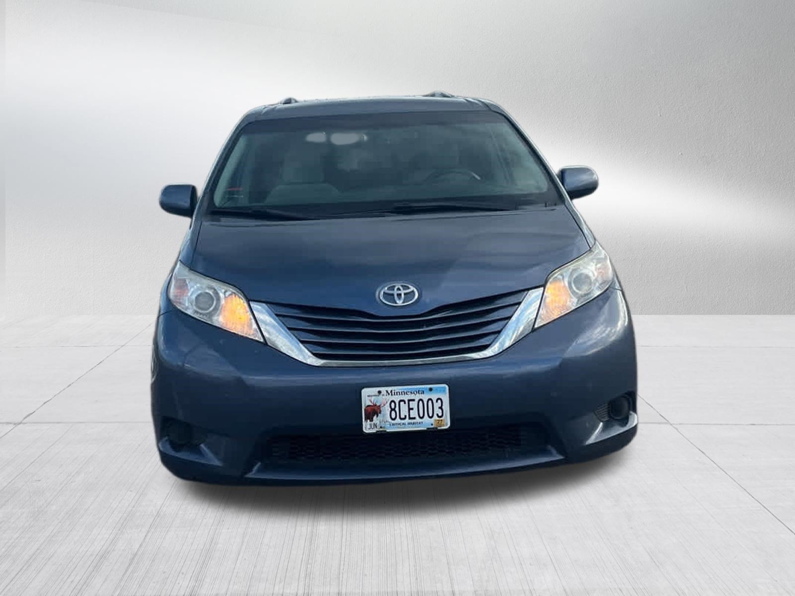 Used 2017 Toyota Sienna LE with VIN 5TDJZ3DC6HS154351 for sale in Golden Valley, Minnesota