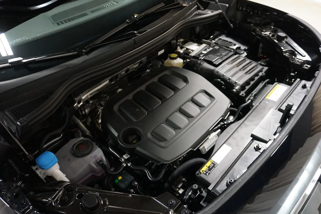 New 2026 Deep Black Volkswagen 2.0T SE image 31