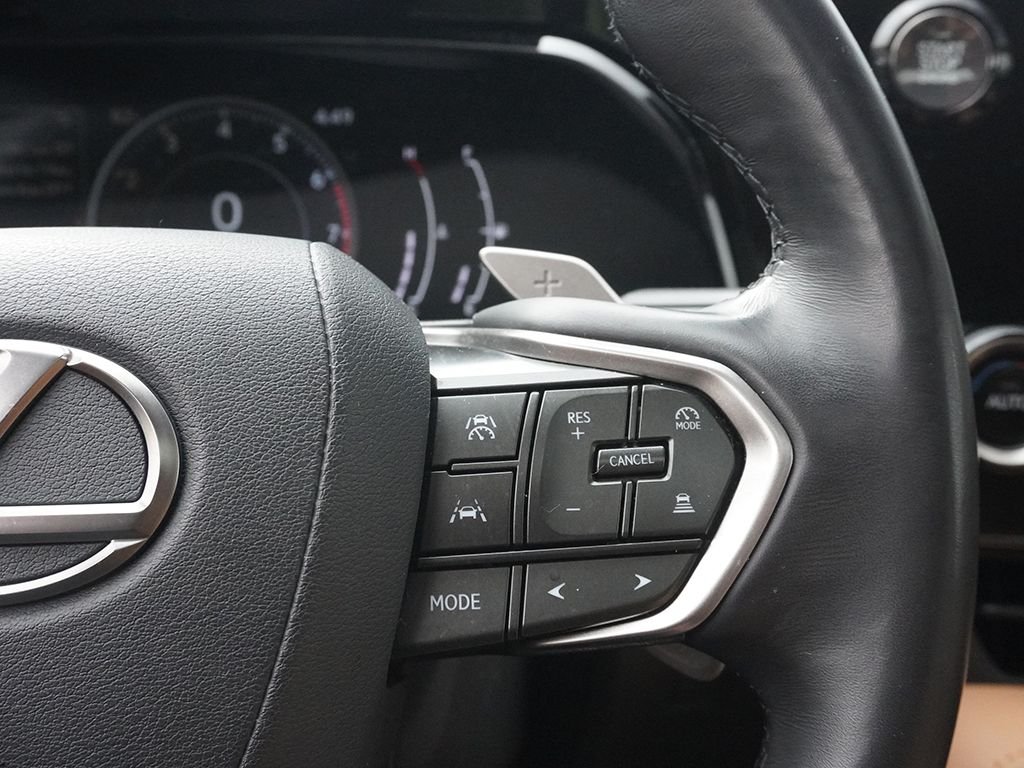 Used 2024 White Lexus 350 Base image 42