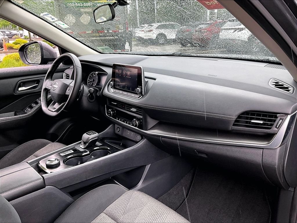 Used 2025 Gray Nissan SV image 14