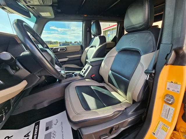 Used 2022 Orange Metallic Ford Wildtrak image 18