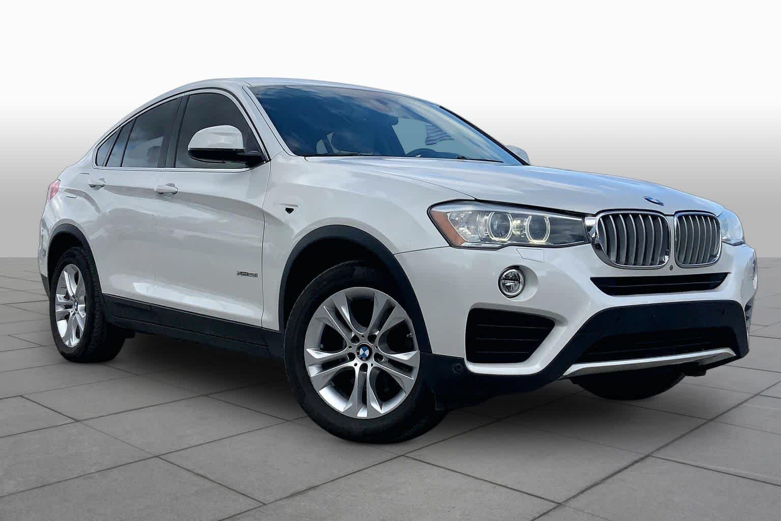 Used 2017 Alpine White BMW xDrive28i image 3