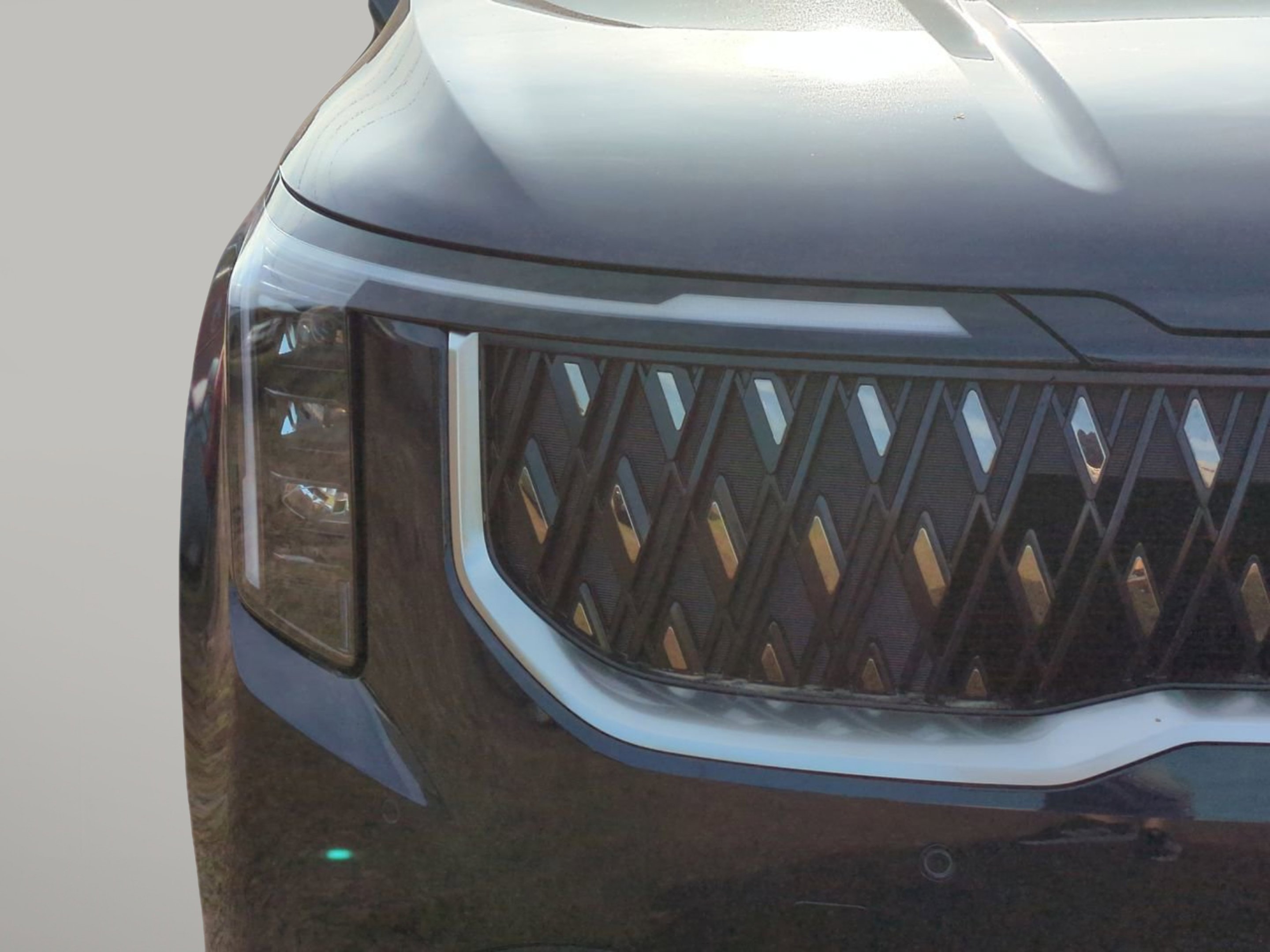 New 2026 Deep Chroma Blue Kia EX image 31
