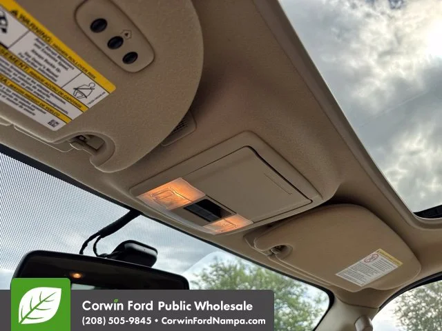 Used 2017 Gold Ford Limited image 21