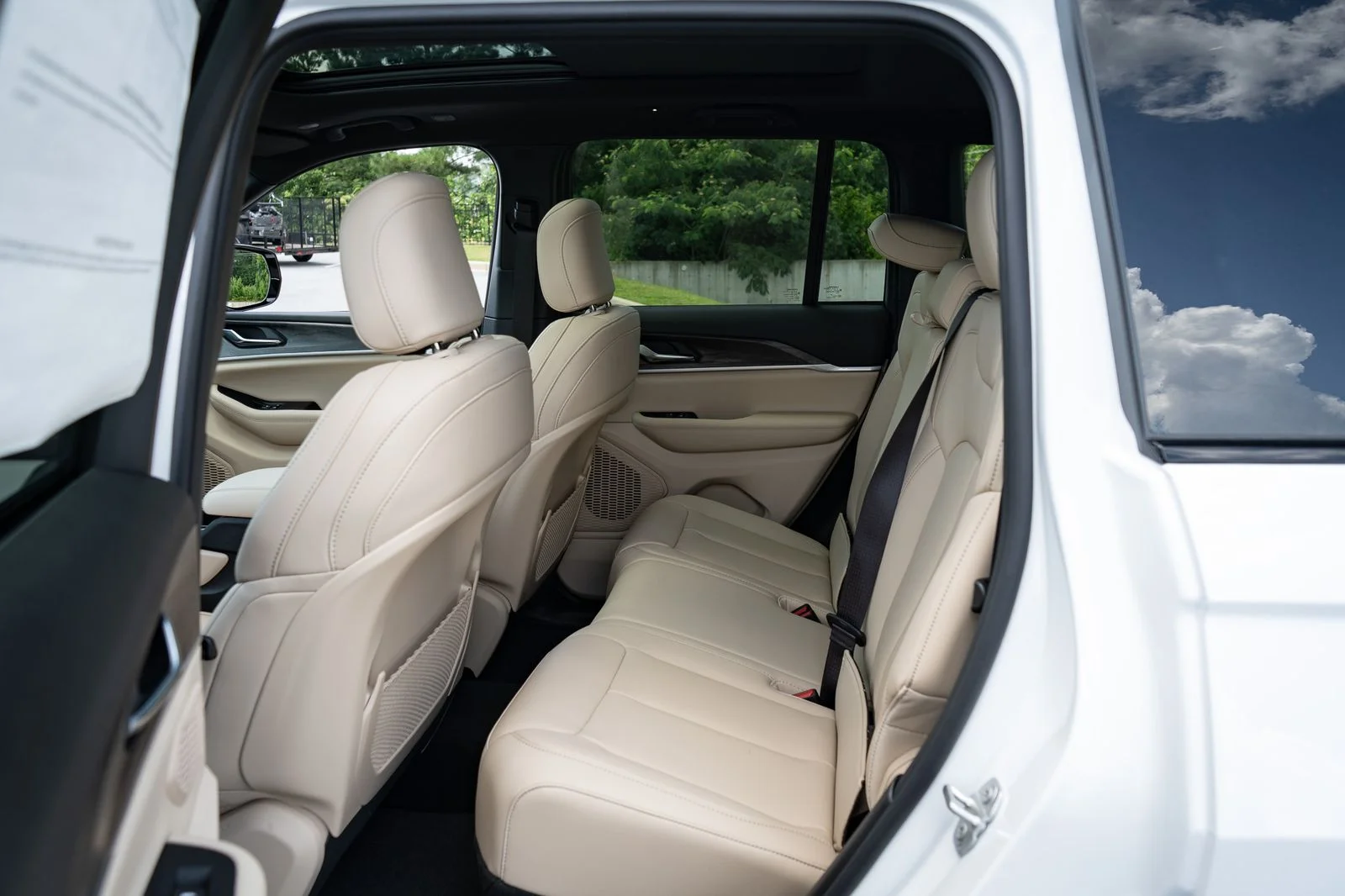 New 2026 White Jeep Limited image 19