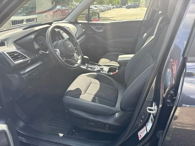 Used 2019 Dark Gray Metallic Subaru Premium image 5