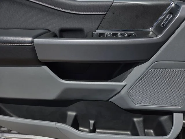 New 2026 Carbonized Gray Metallic Ford XLT image 42