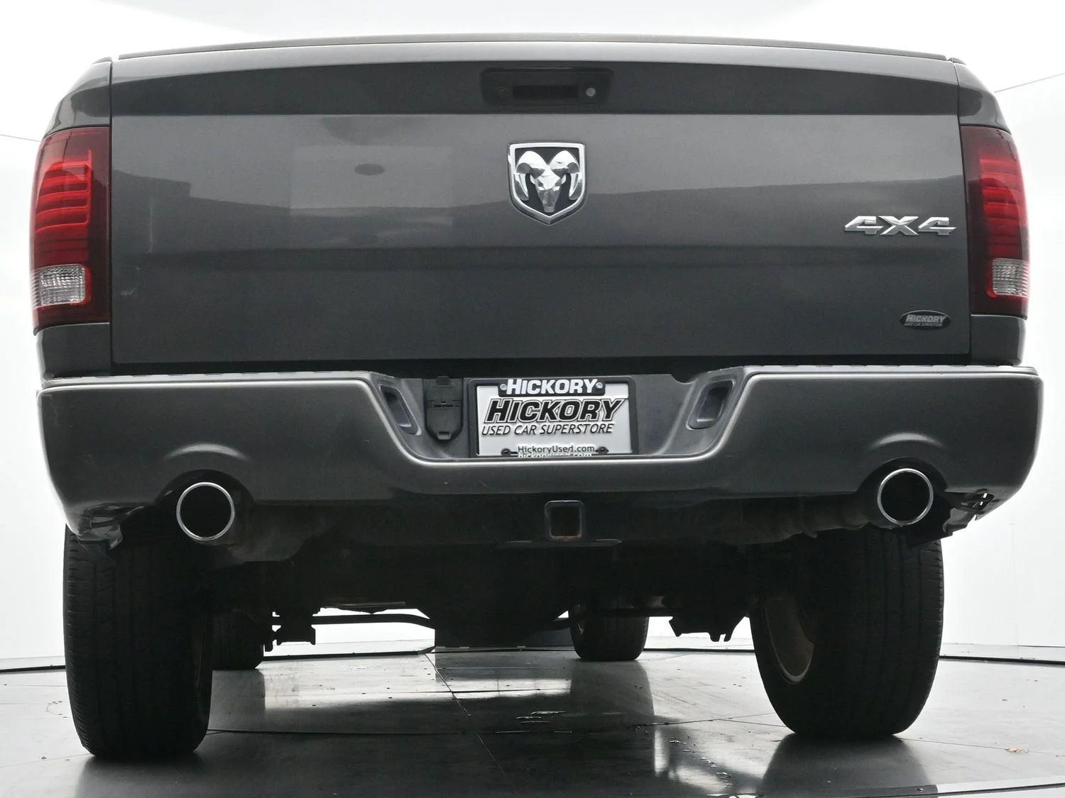 Used 2017 Granite Crystal Metallic Clearcoat Ram Sport image 46