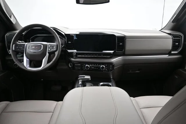 Used 2023 SUMMIT WHITE GMC SLT image 20