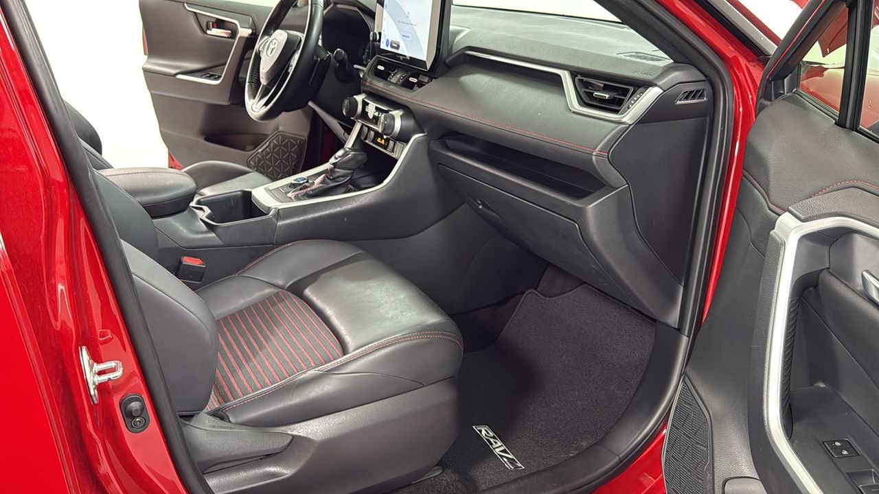 2023 Toyota RAV4 XSE - Photo 18