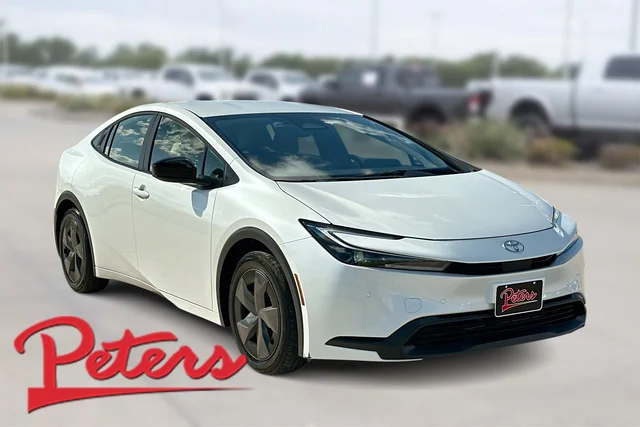 2025 Toyota Prius LE