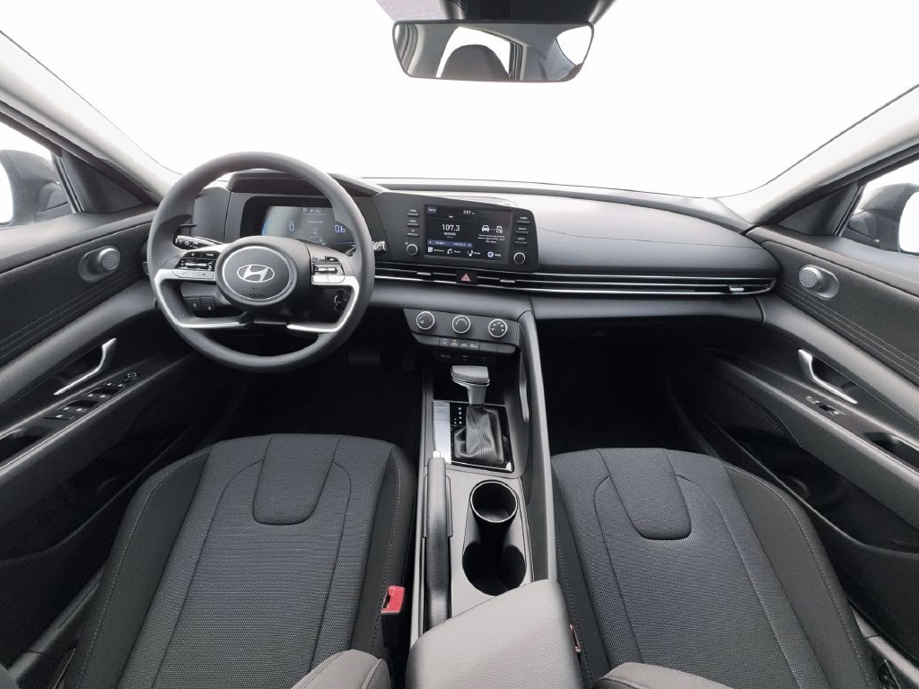 New 2026 Black Hyundai SE image 20