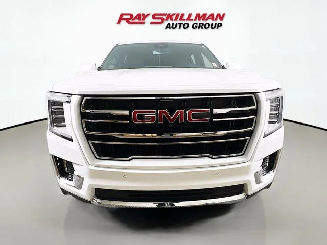 Used 2024 White GMC SLT image 2