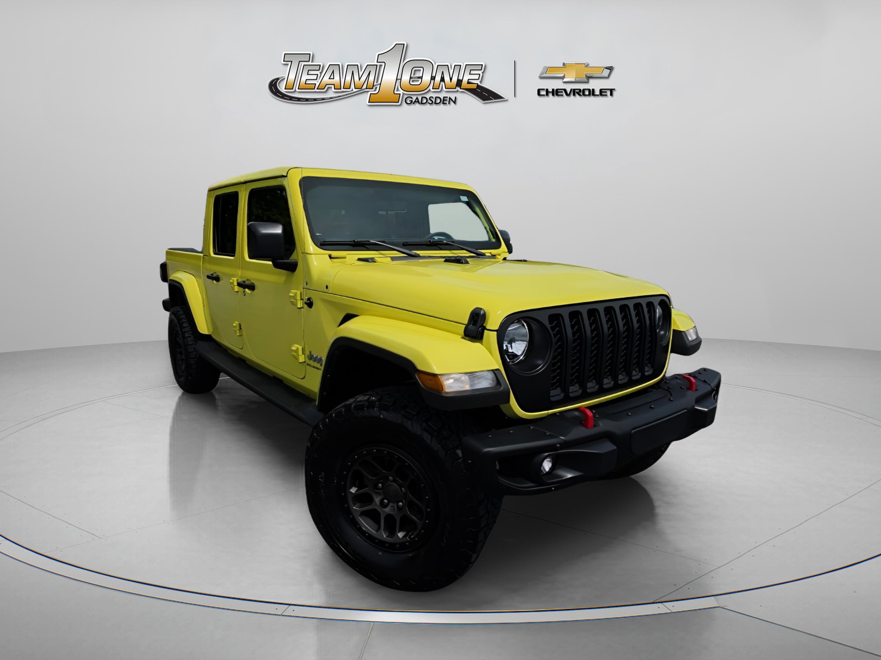 2023 Jeep Gladiator Overland's photo