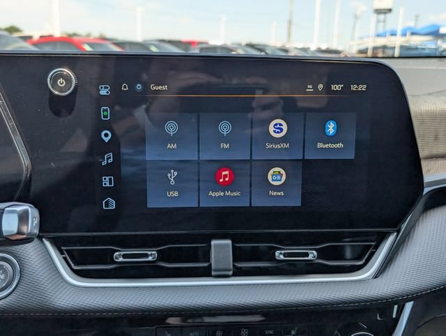 2027 Chevrolet Equinox LT - Photo 18