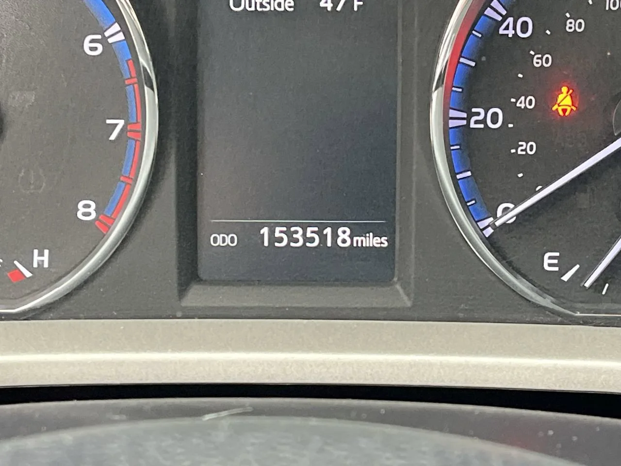 Used 2016 Gray Toyota XLE image 15