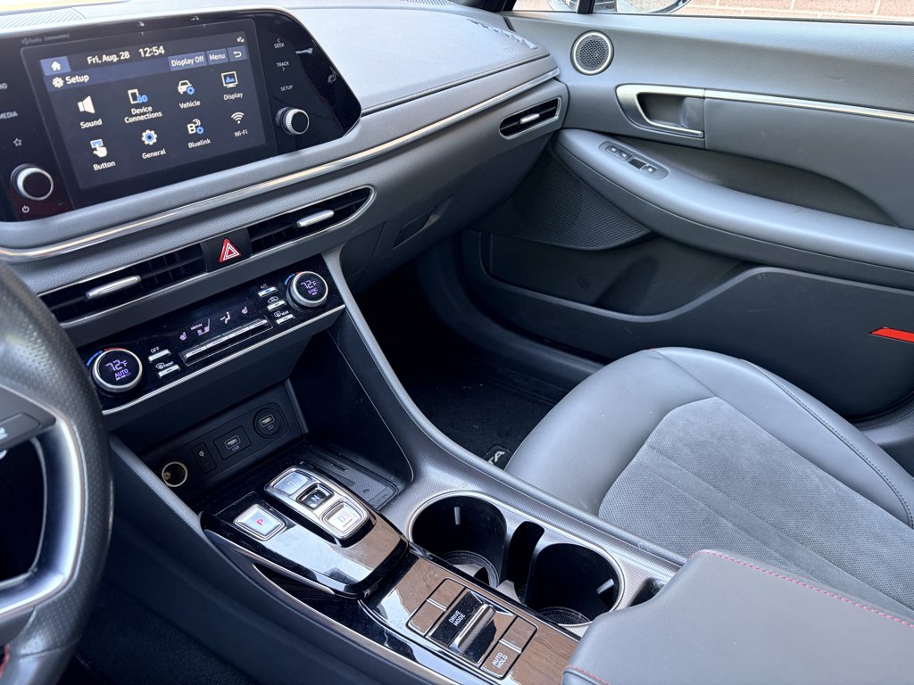 Used 2020 Shimmering Silver Pearl Hyundai SEL Plus image 15