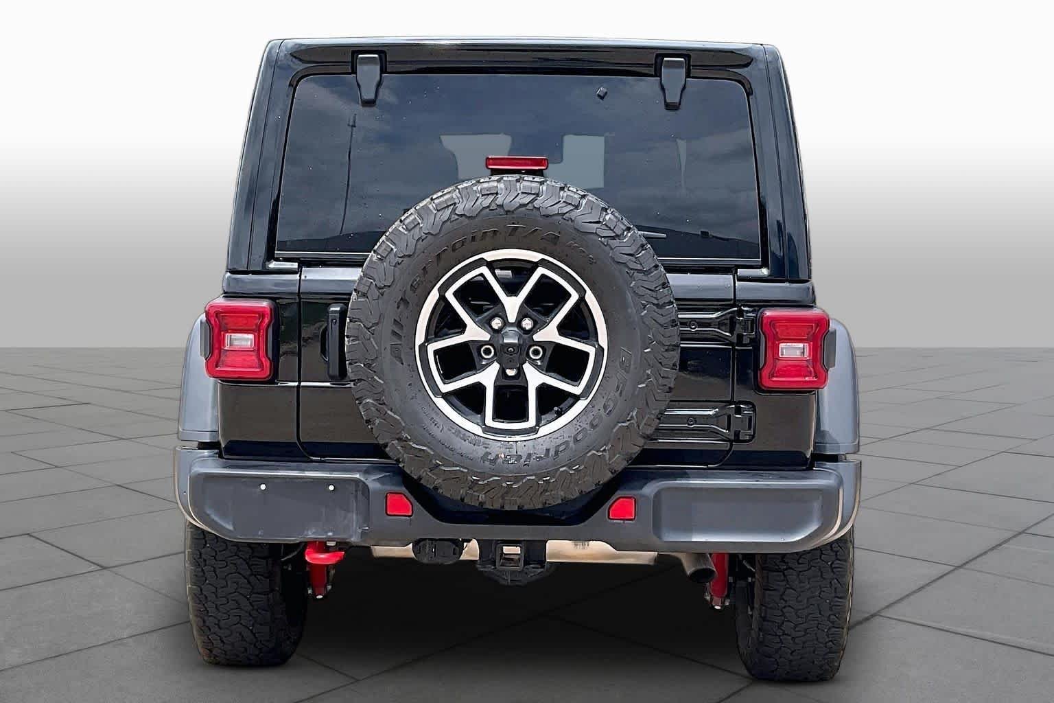 Used 2025 Black Clearcoat Jeep Rubicon image 5