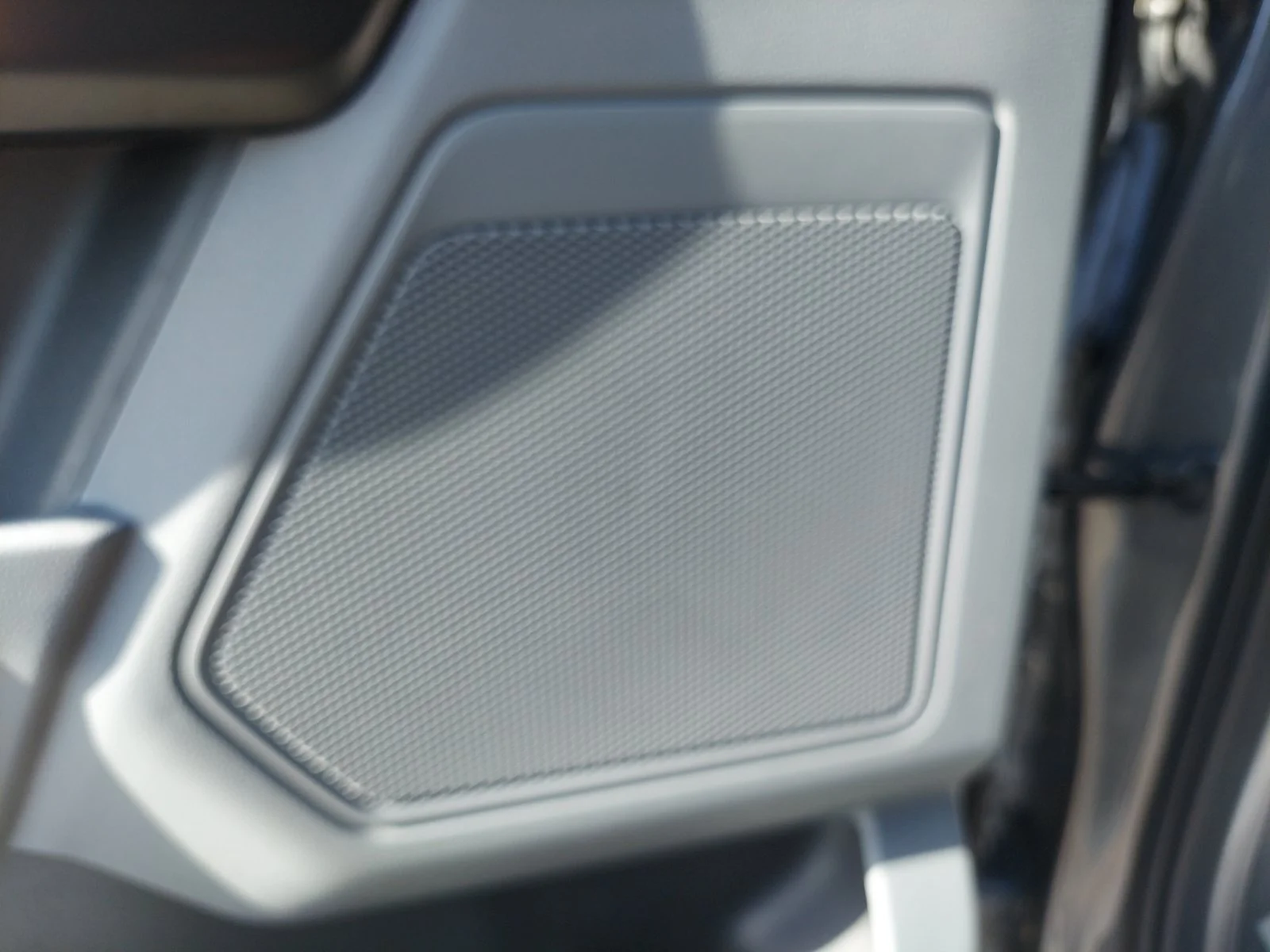 Used 2024 Gray Metallic Ford XL image 23