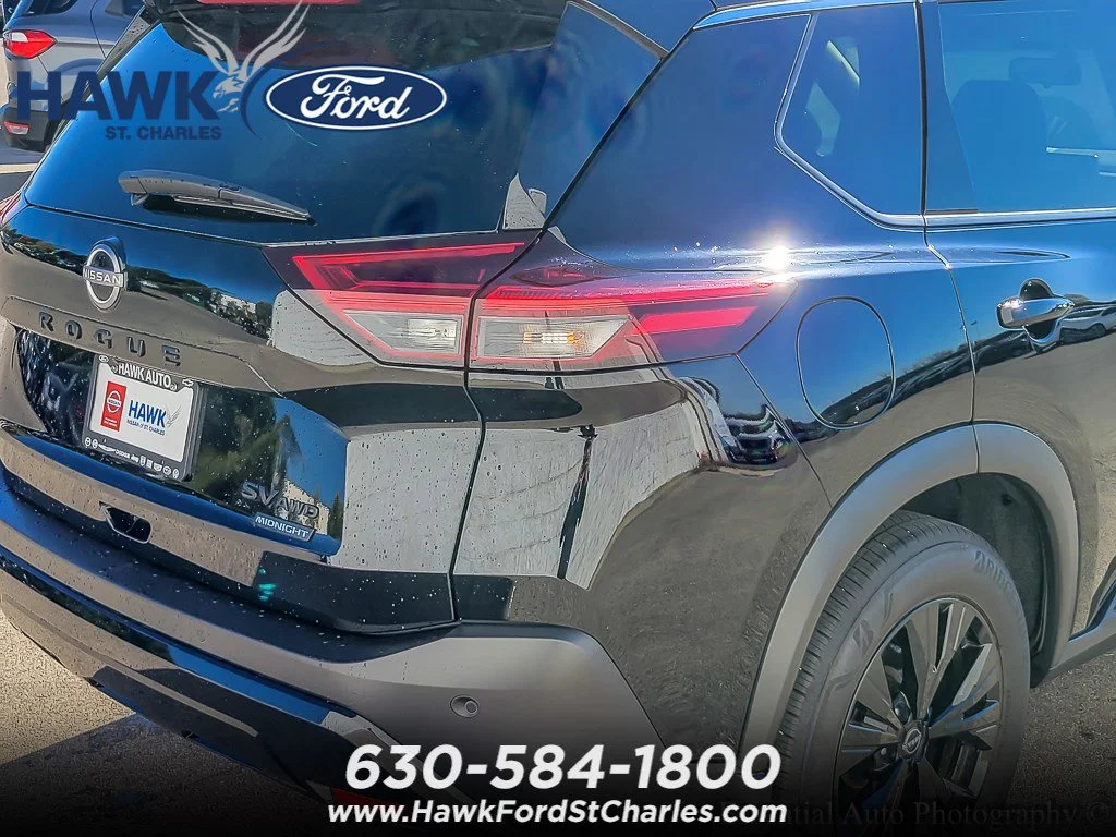 Used 2023 Black Nissan SV image 5