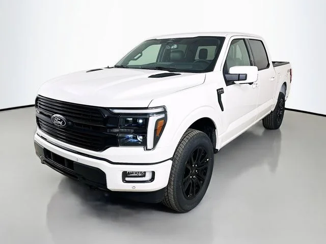 New 2026 Star White Metallic Tri-Coat Ford Platinum image 3