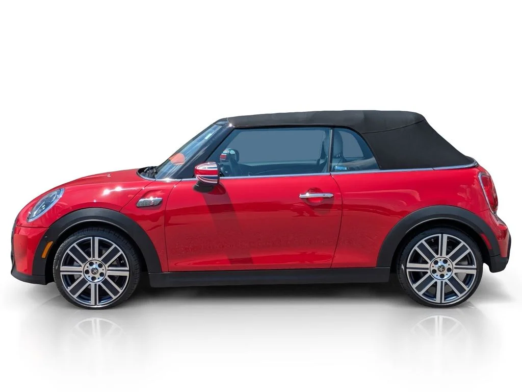 Used 2023 Red MINI Signature image 11