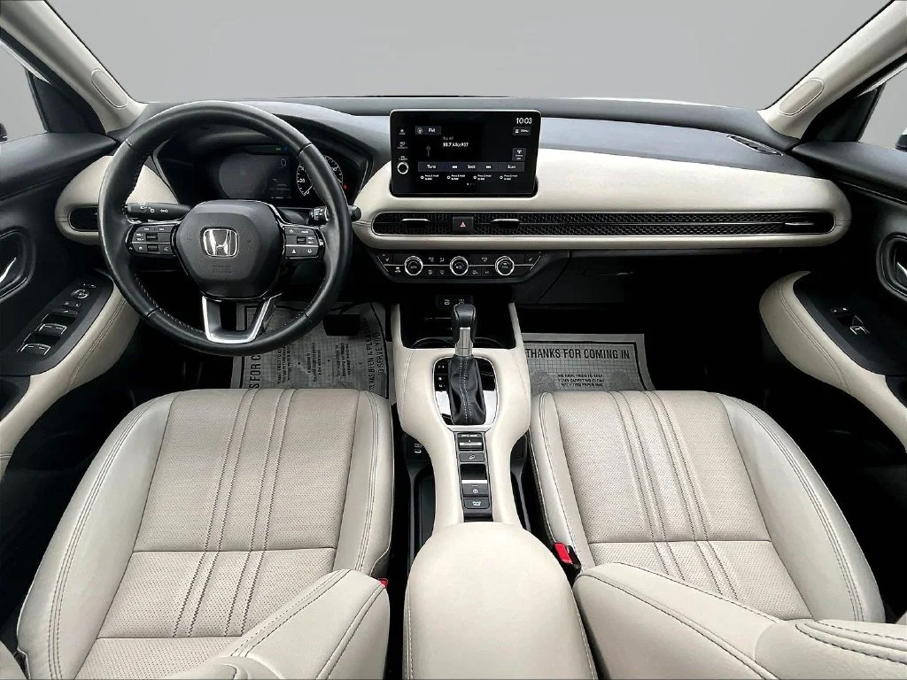 Used 2026 White Honda EX-L image 9