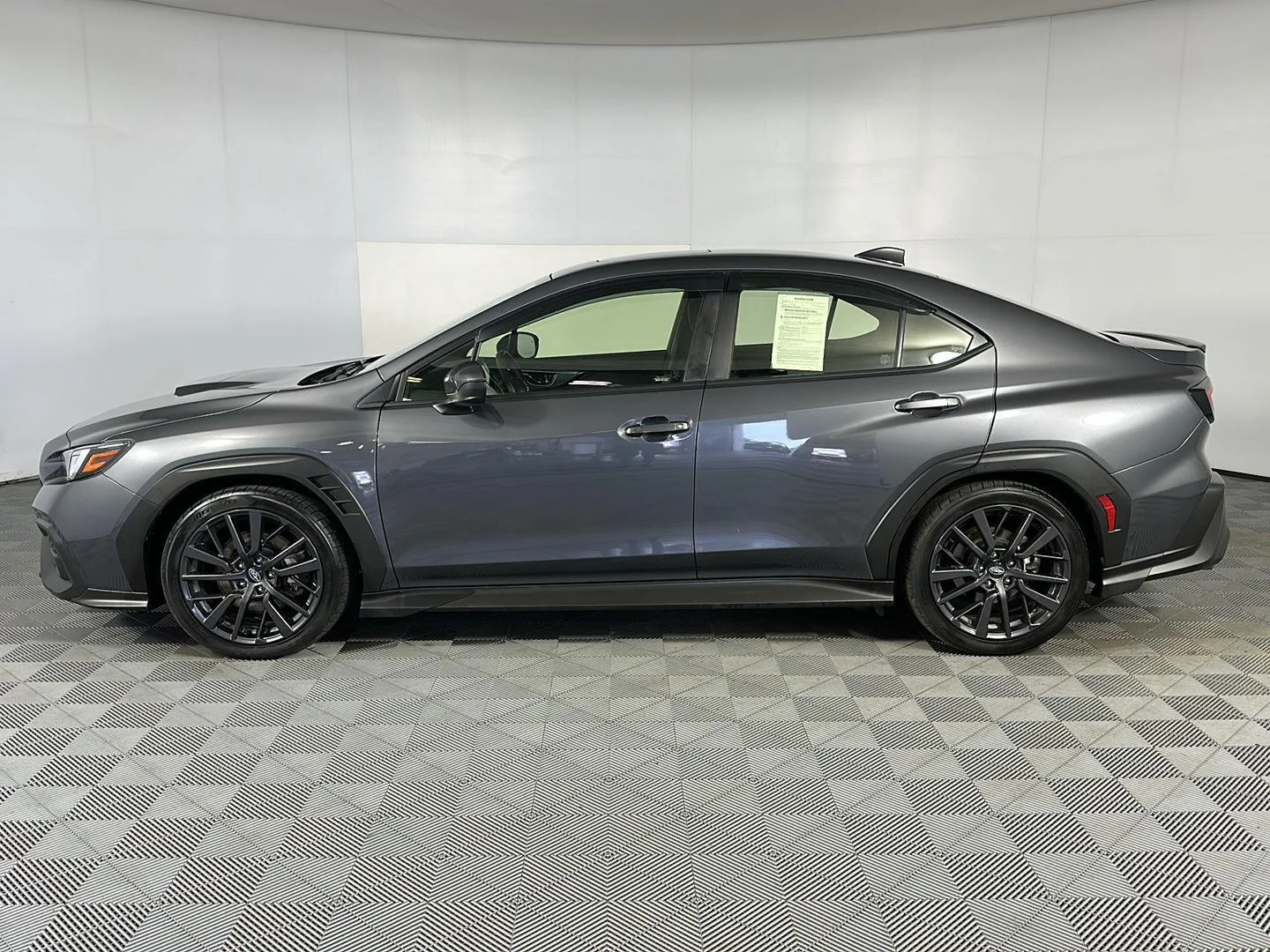 Used 2022 Magnetite Gray Metallic Subaru Premium image 5