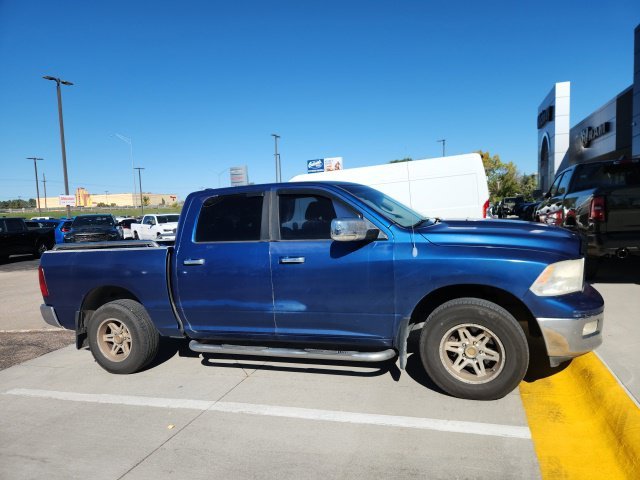 Used 2009 Blue Dodge SLT image 4