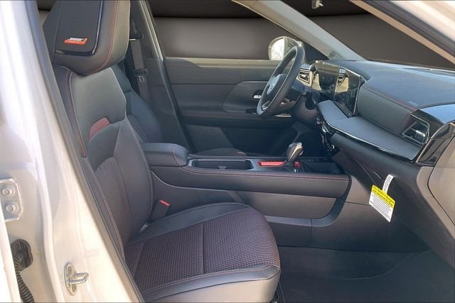 2026 Nissan KICKS SR - Photo 11