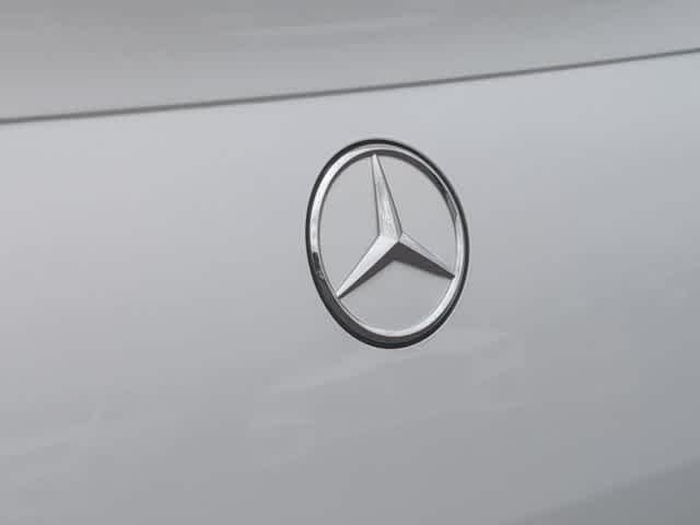 New 2026 MANUFAKTUR Moonlight White Metallic Mercedes-Benz AMG® GLE 63 S 4MATIC+ Coupe image 11