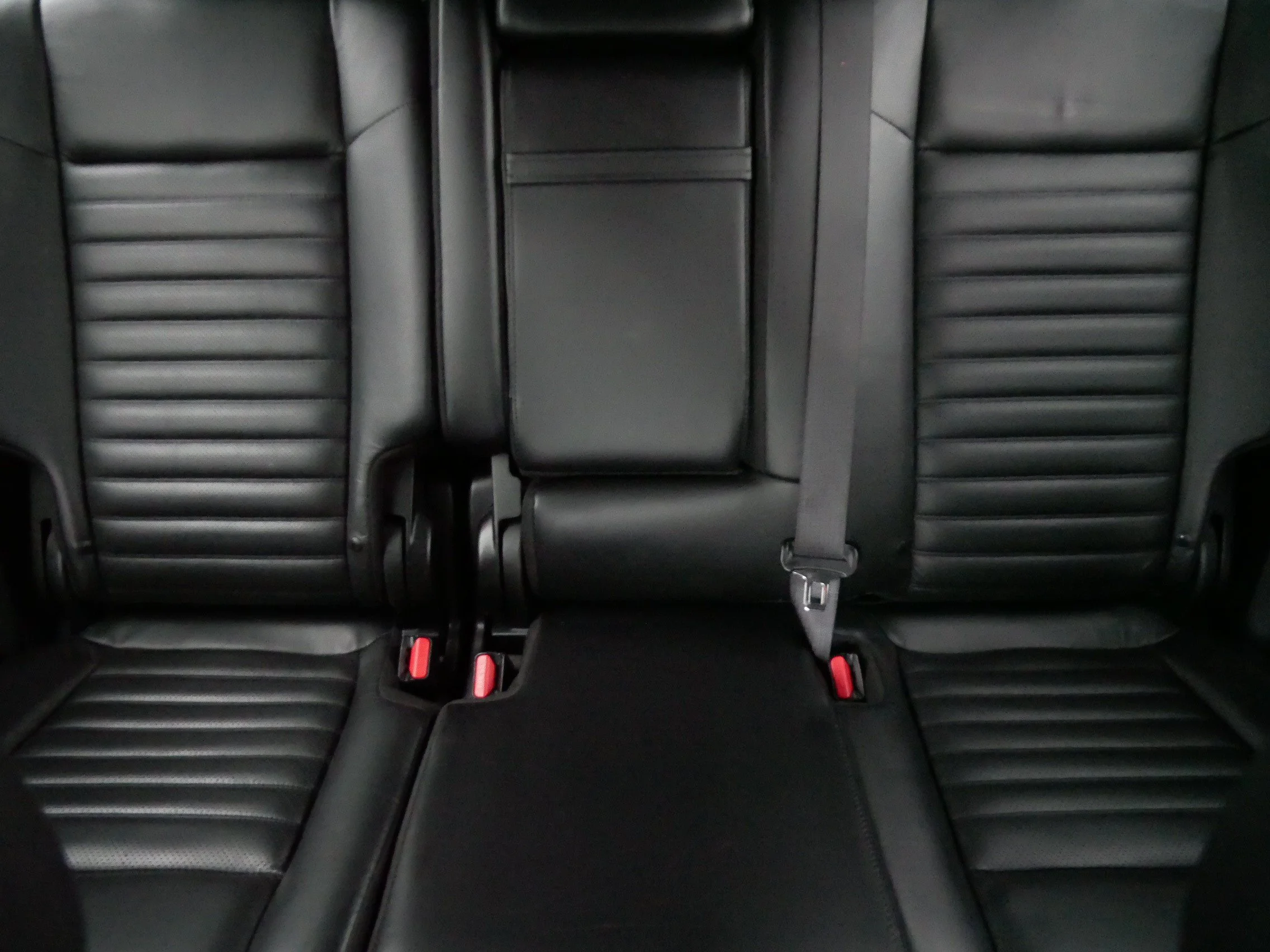 Used 2020 Diamond Black Crystal Pearlcoat Jeep Limited X image 13