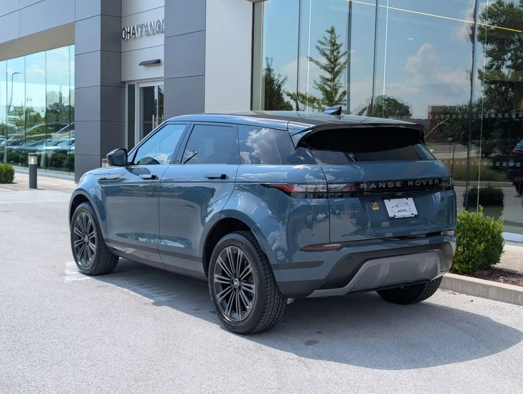 New 2026 Tribeca Blue Land Rover S image 3