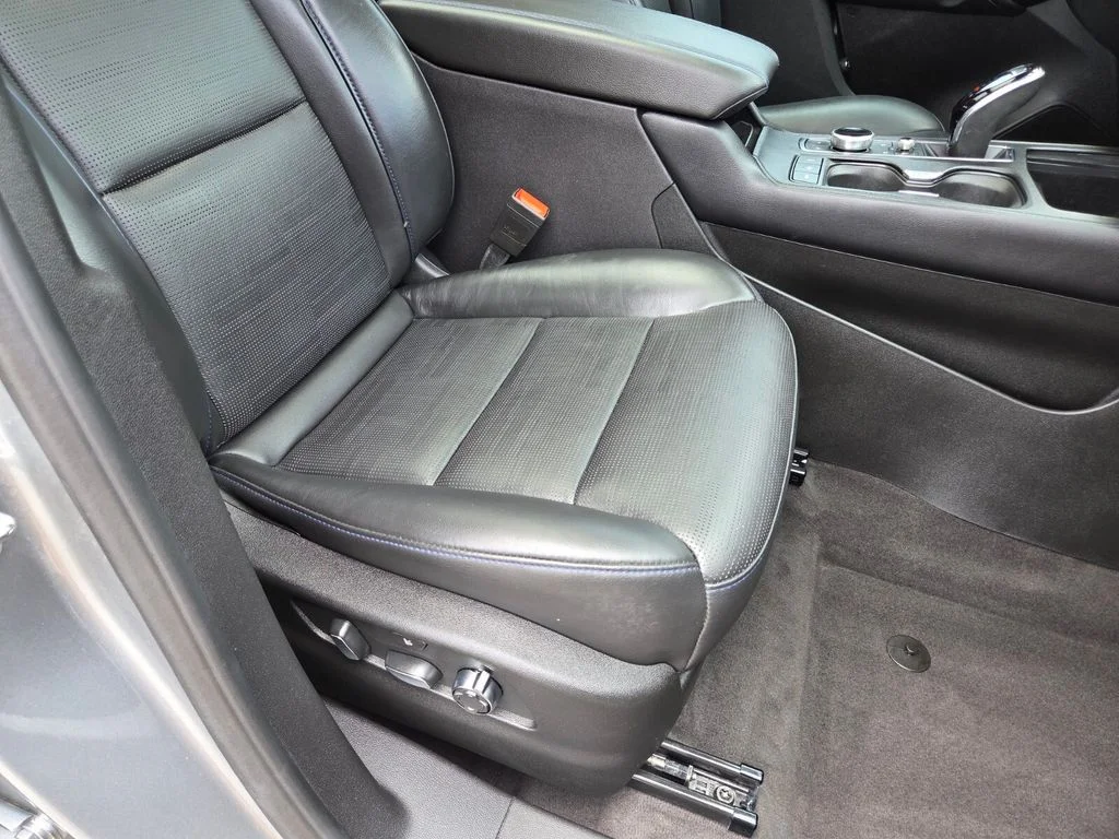 Used 2024 Silver Cadillac Sport image 32
