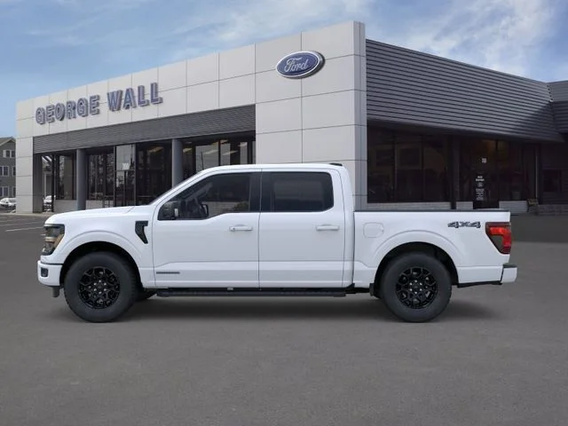 New 2026 Oxford White Ford XLT image 3