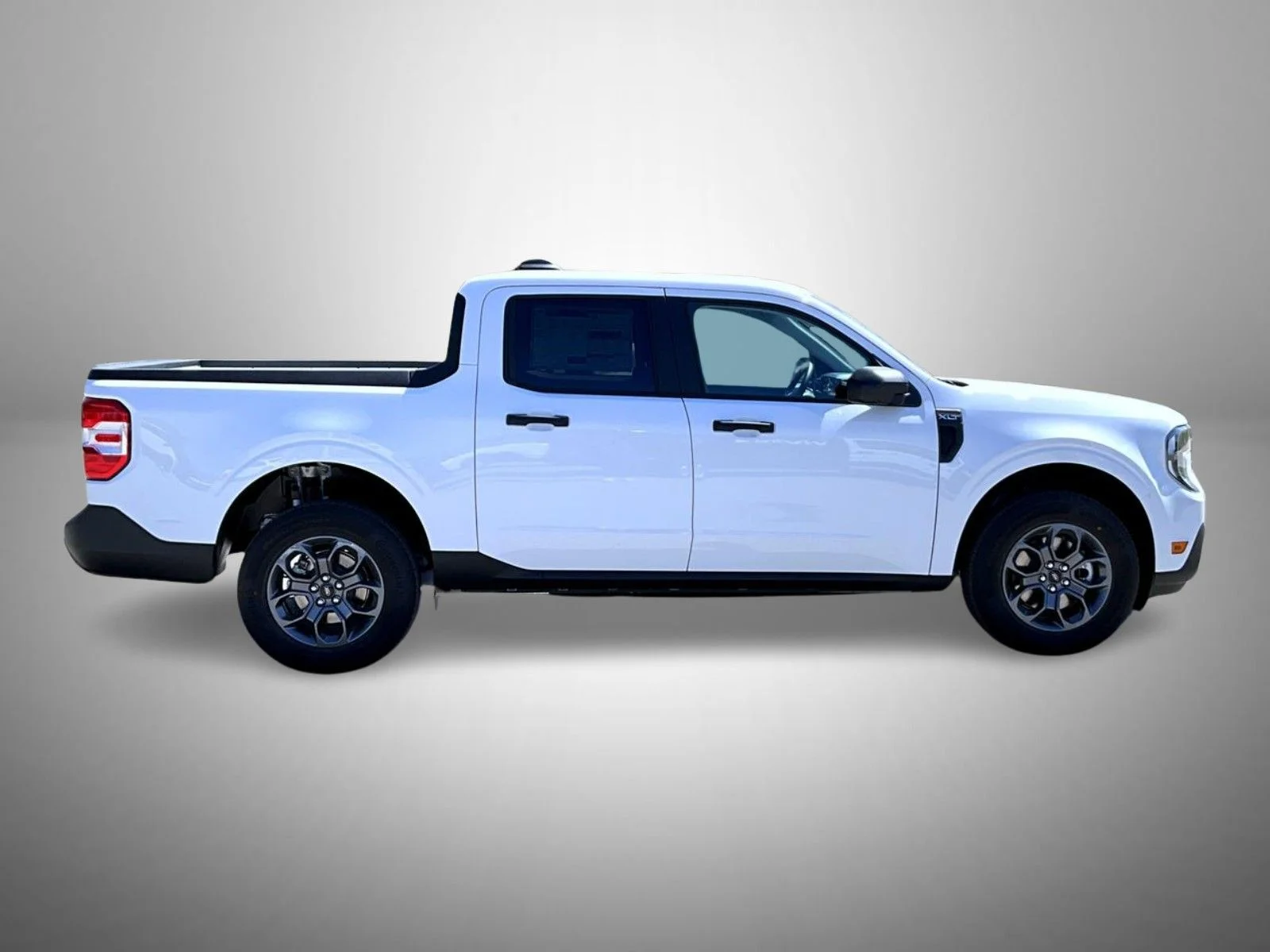 New 2026 White Ford XLT image 4